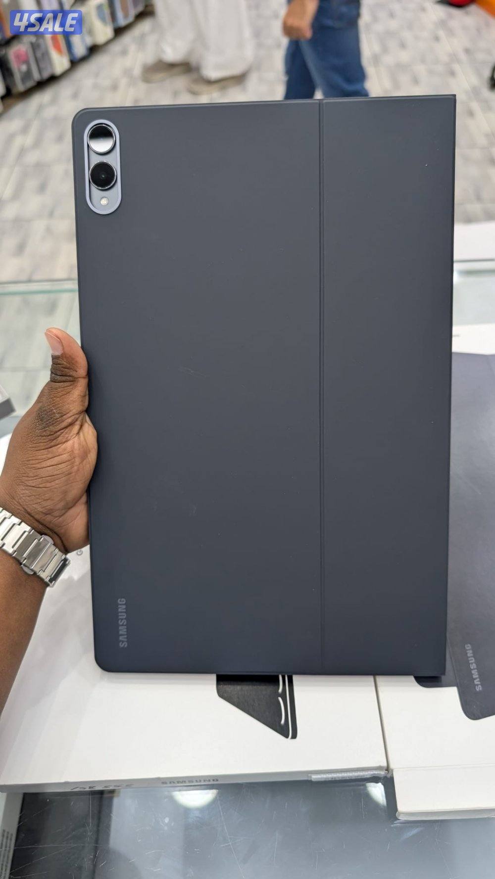 SAMSUNG TAB S11 ULTRA 256 GB WIFI WITH KEYBOARD2