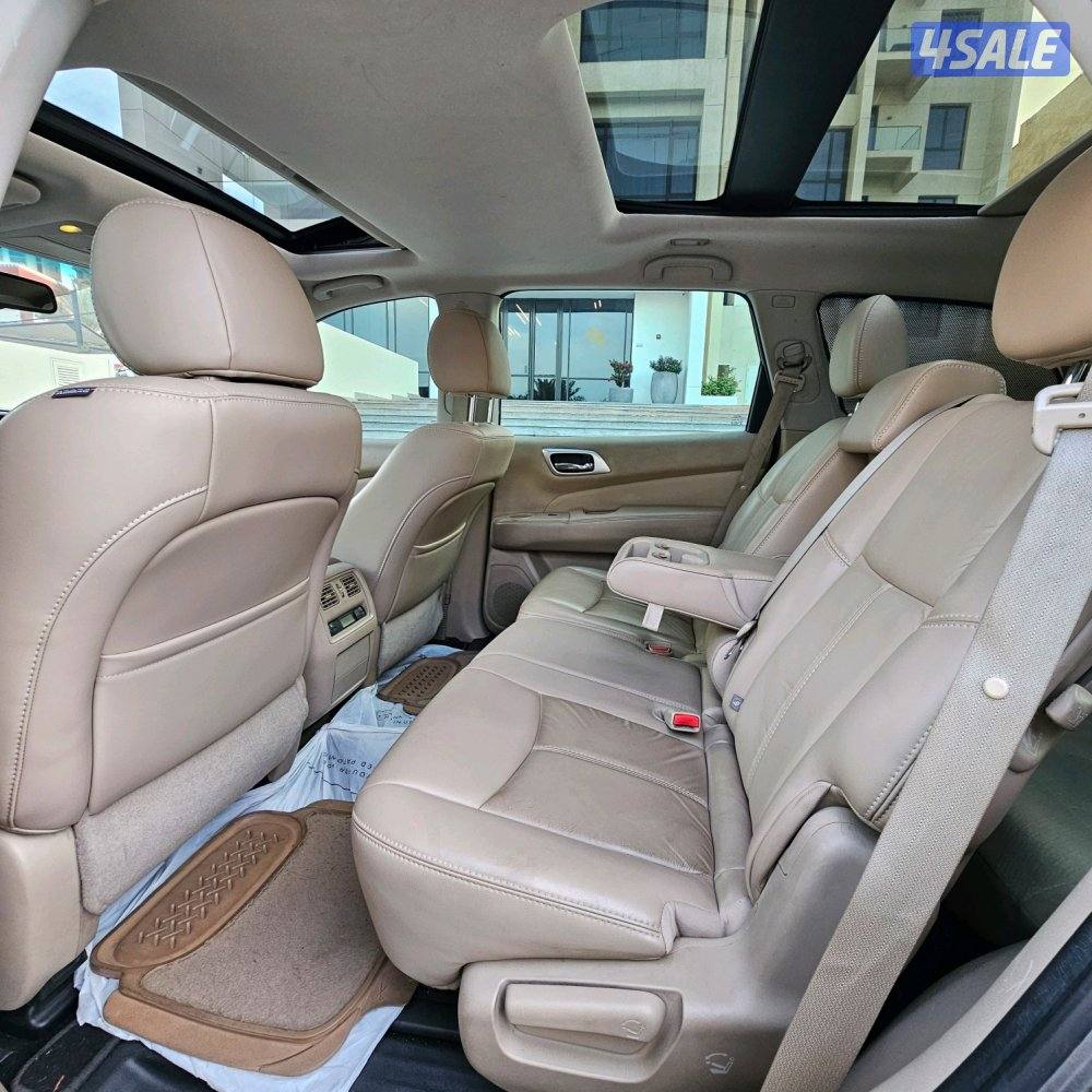 Nissan Pathfinder SV 2018 صبغ الوكالة5
