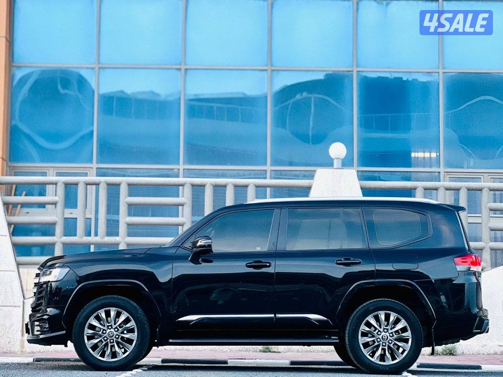 لاند كروزر 20232