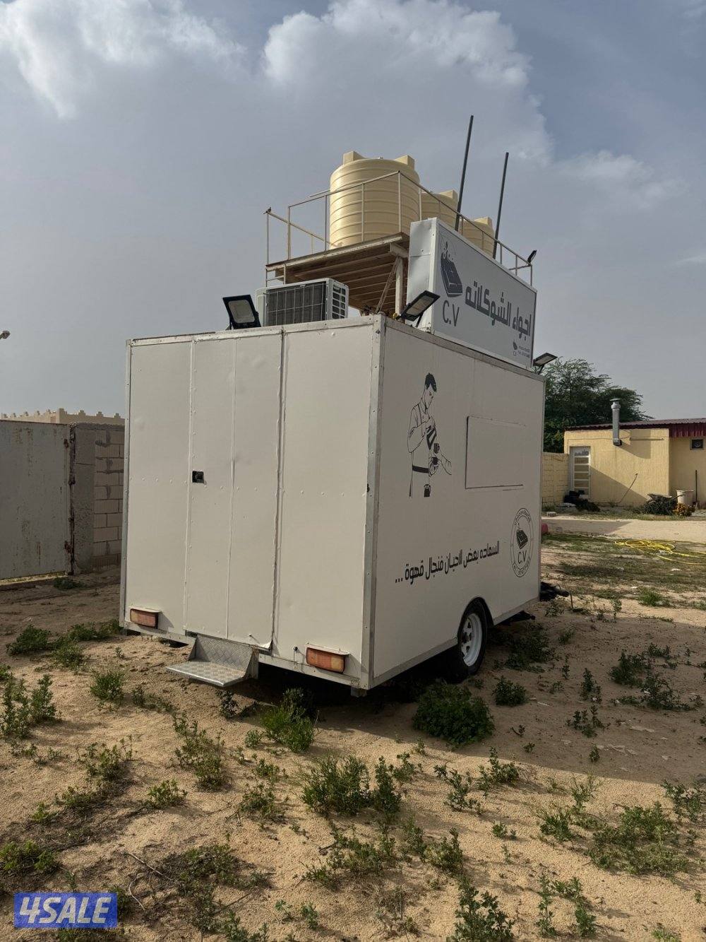 للبيع فود ترك قلص0