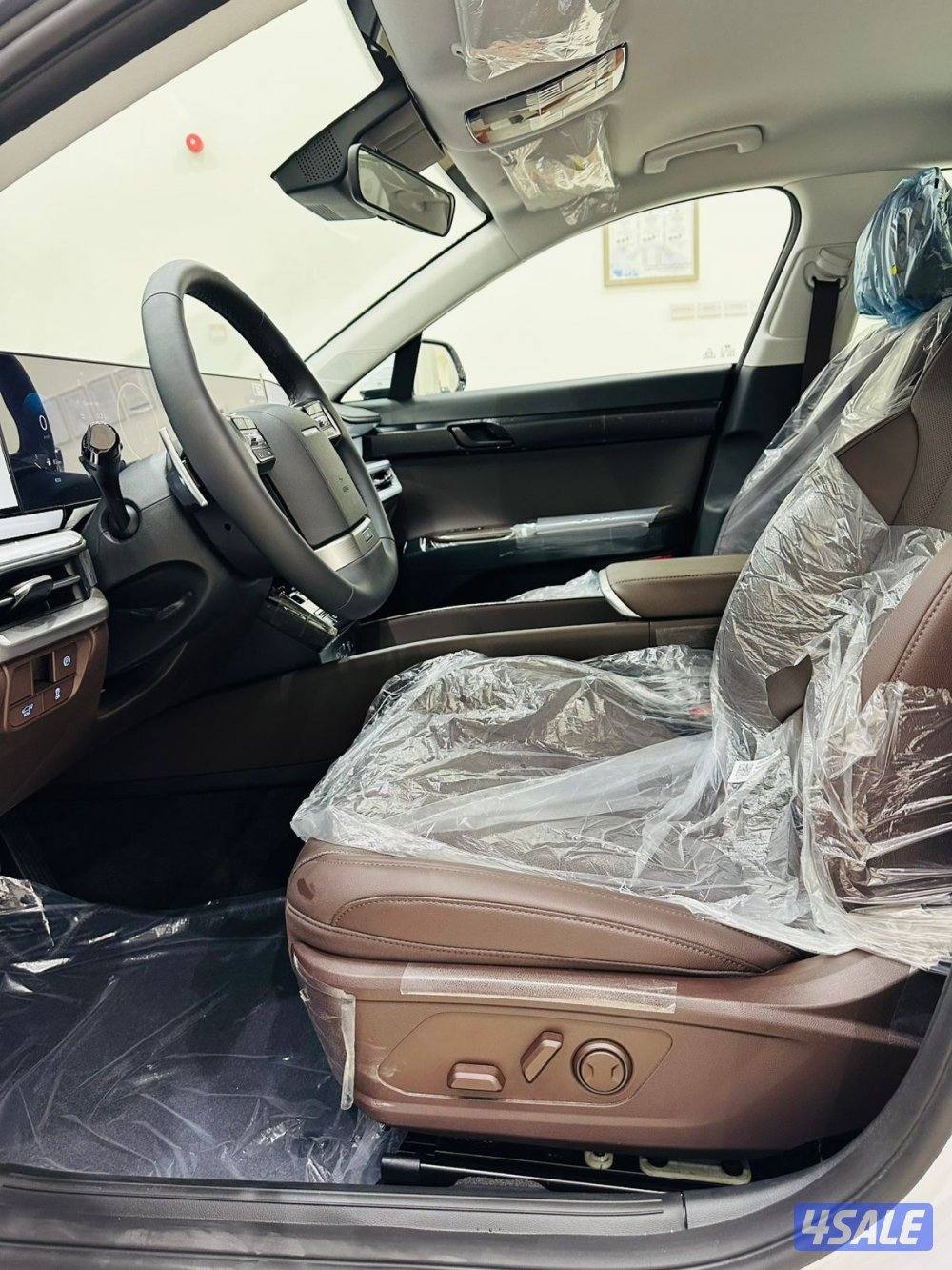 للبيع هيونداي ازيرا 6 سلندر موديل 2026 عداد اصفار4