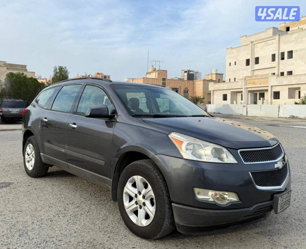 بحالة ممتازة جدا شفروليه ترافيرس 2011 محركات نظيفة مكيف ثلج ماشي ٢٠٠0