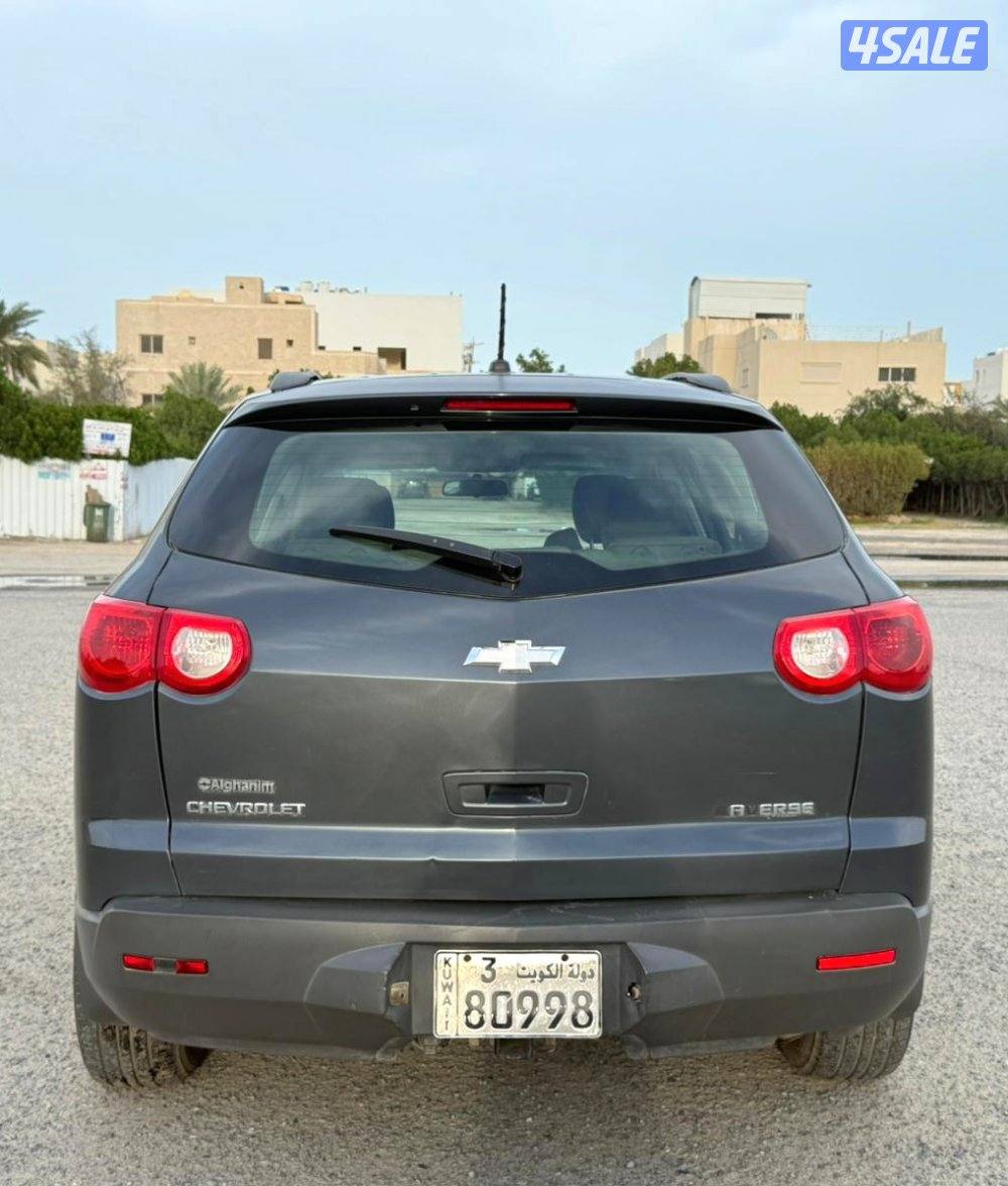 بحالة ممتازة جدا شفروليه ترافيرس 2011 محركات نظيفة مكيف ثلج ماشي ٢٠٠7