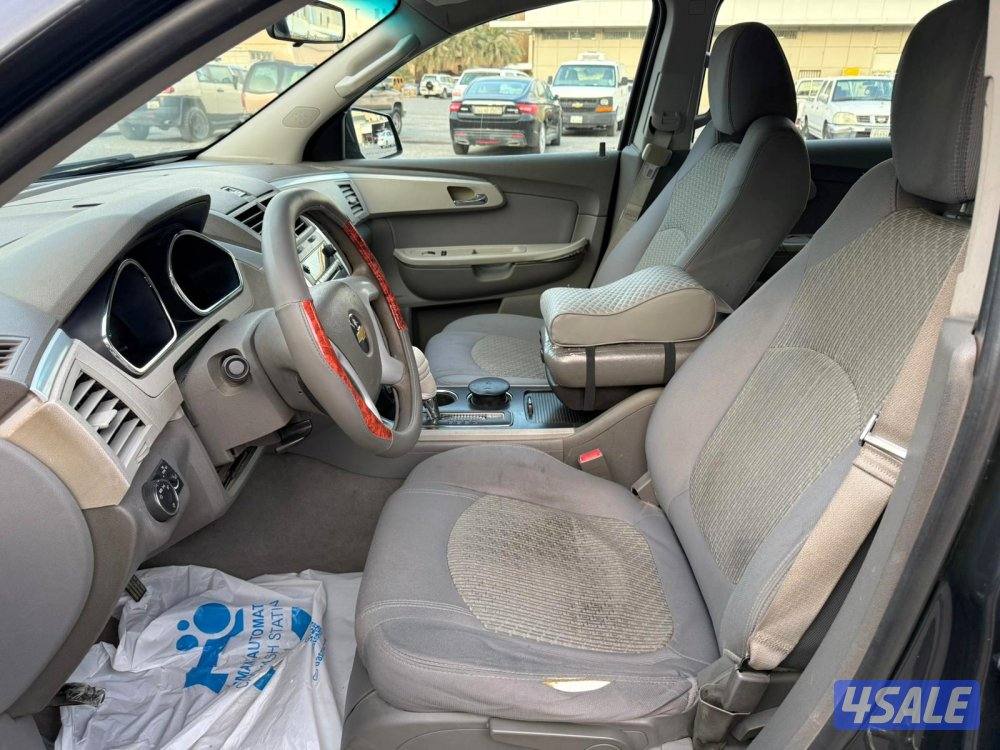 بحالة ممتازة جدا شفروليه ترافيرس 2011 محركات نظيفة مكيف ثلج ماشي ٢٠٠11