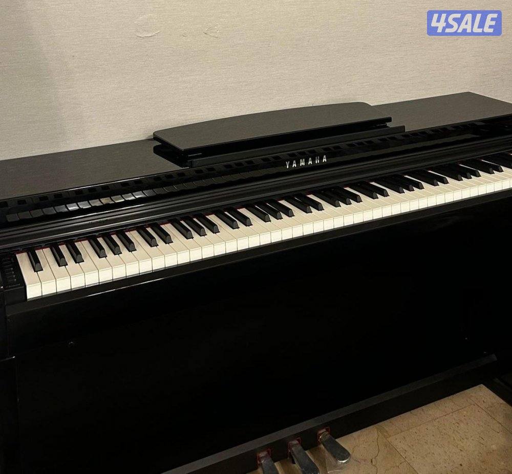 Yamaha piano1
