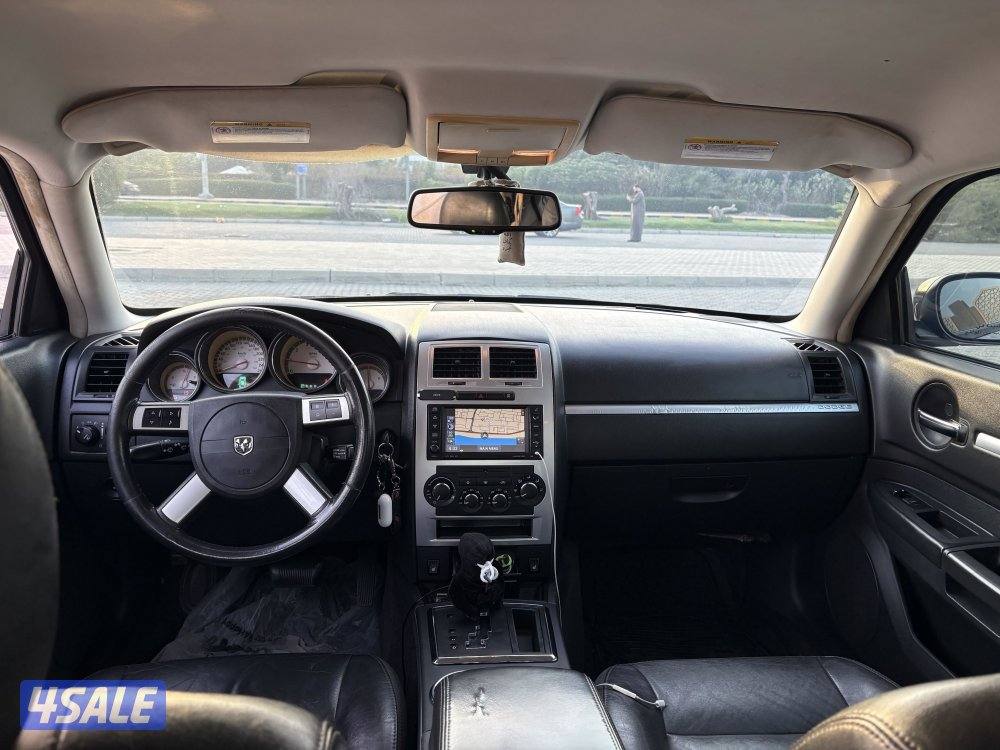 تشارجر R/T وارد الوكالة ممشى 143 الف فقط شرط الفحص2