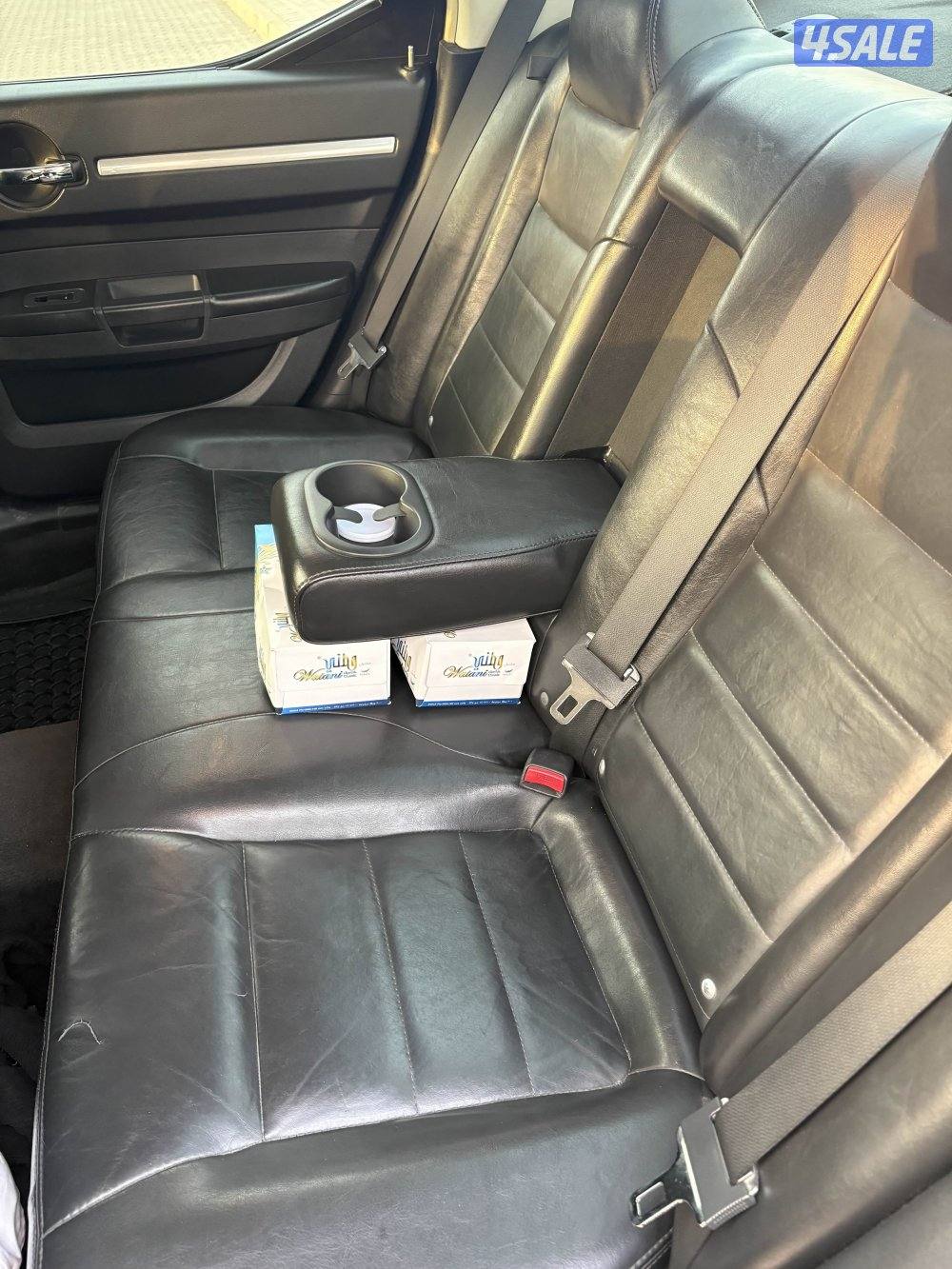 تشارجر R/T وارد الوكالة ممشى 143 الف فقط شرط الفحص5