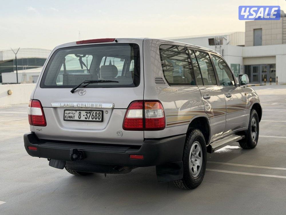 لاندكروزر_موديل 2004_وارد الساير_شرط النظافه4