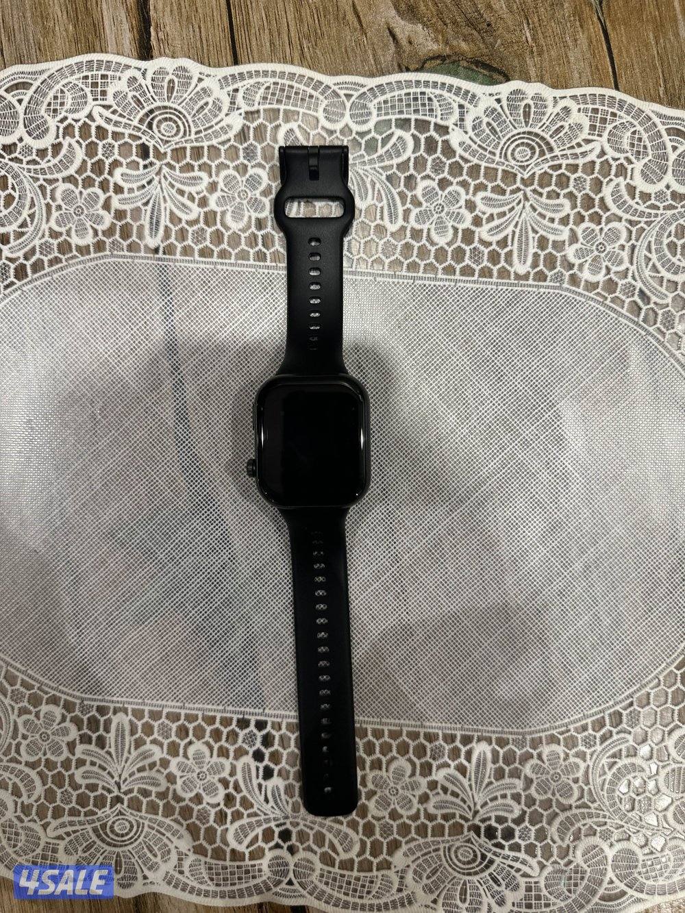 ساعه هونر للرياضه و لديها صلاحيه الاتصالات و معاه شحن الخاص0