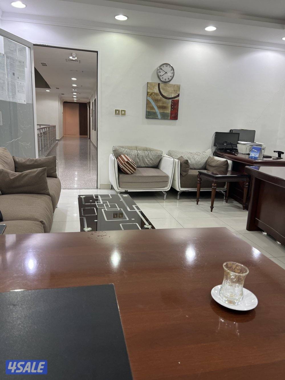 للايجار مكاتب تجاريه مساحات مختلفه تصلح لجميع الشركات والانشطه2