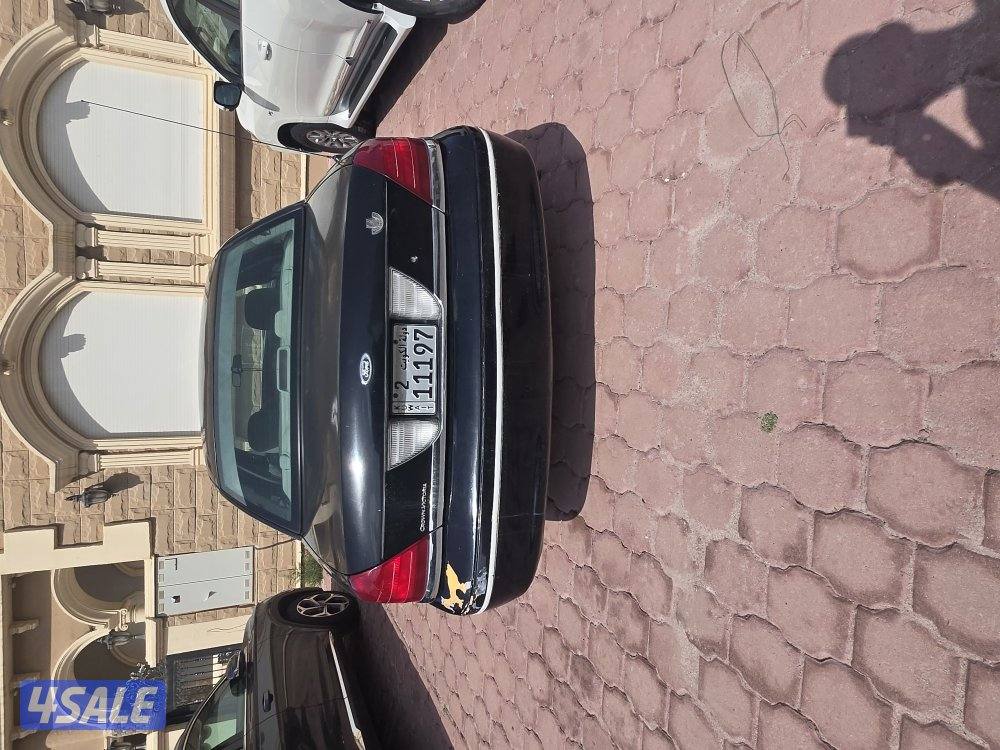 فورد فكتوريا مالك الثاني موديل 2005 ماشي 3018362