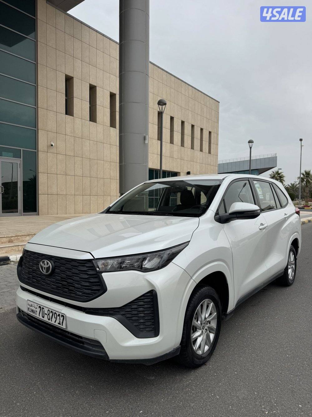 تويوتا انوفا موديل 20243