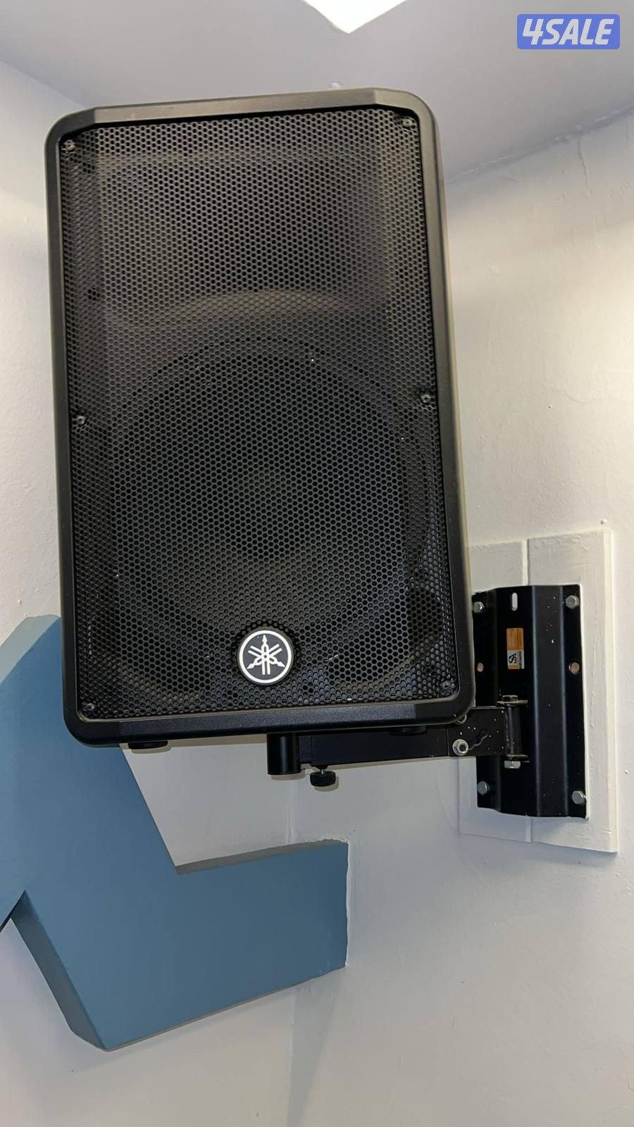 سماعات يماها عدد 2 القوه 700 بدون باور مع مكسر واستاند الطوف1