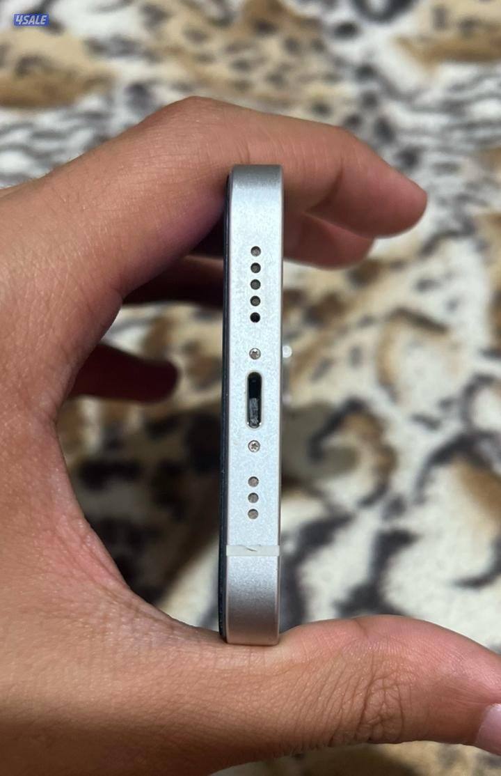 تلفون ما فيه اي تبديل التلفوون شغال مية في المية وهاه كفر واسكرينة5