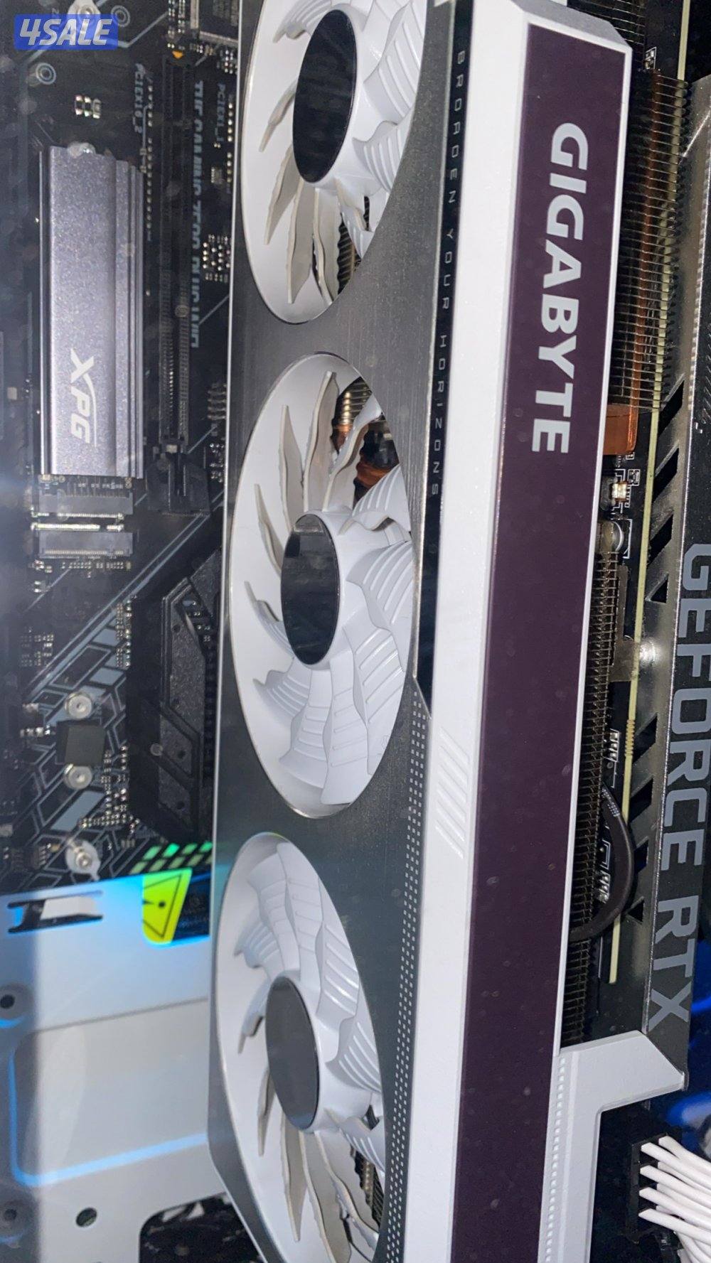 بي سي 3080ti وشاشه وماوس وكيبورد7