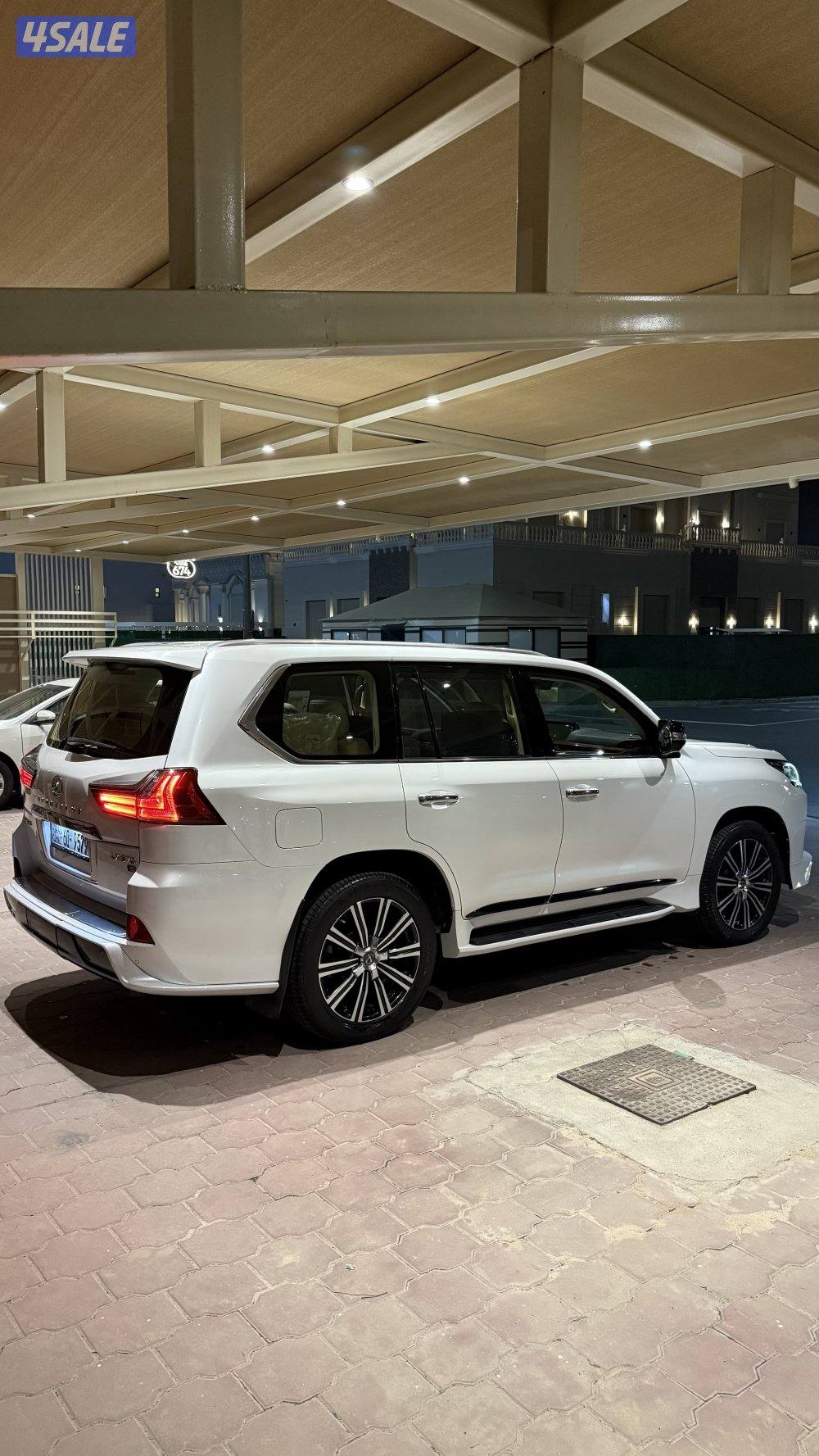 للبيع لكزس LX570 وارد قطر7