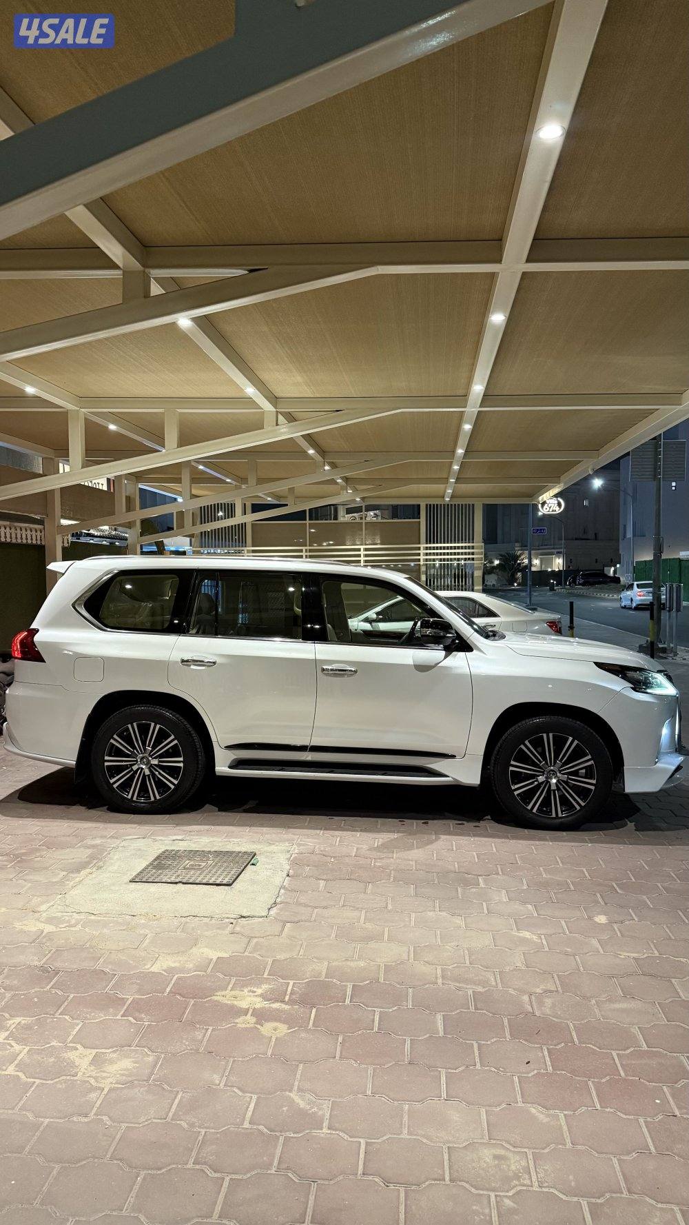 للبيع لكزس LX570 وارد قطر8