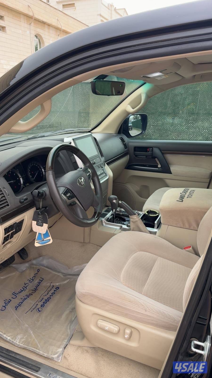 للبيع لاندكروزر قراند تورنق ٢٠١٩4