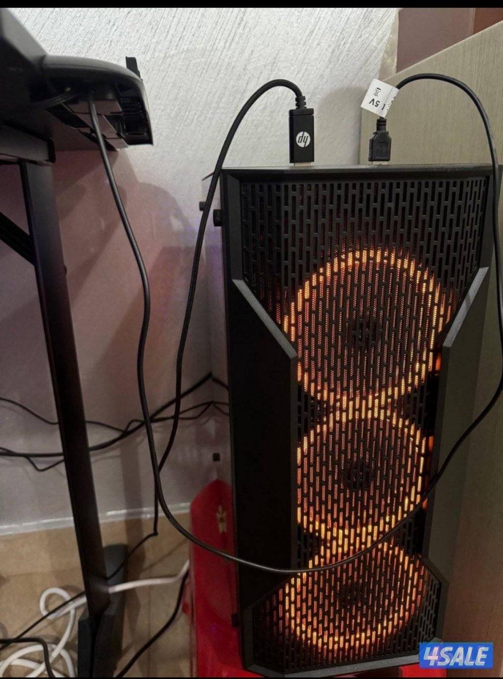 بي سي كامل معه كل اغراضه2