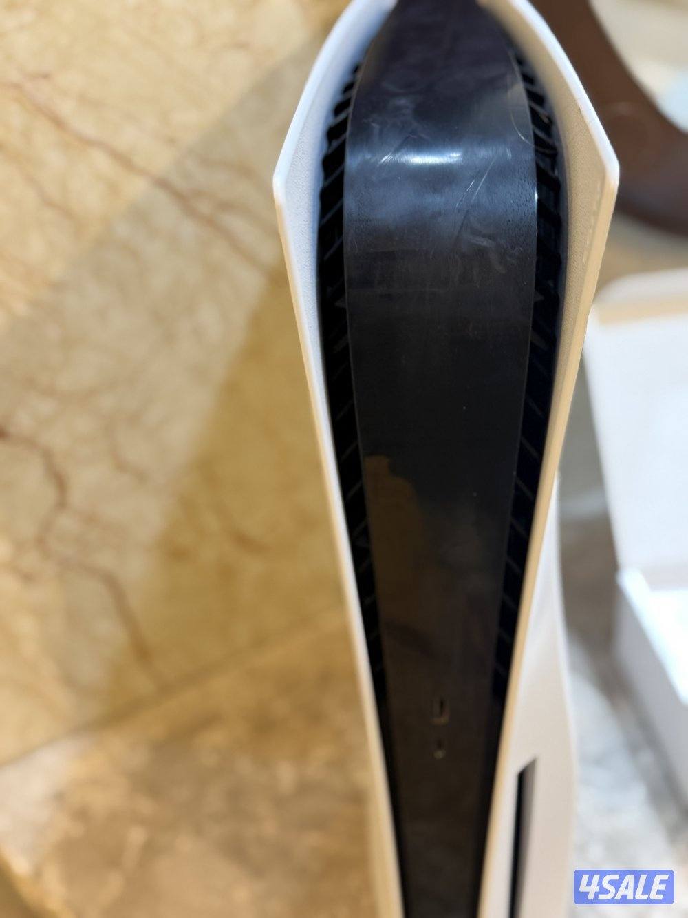 للبيع بلاستيشن فايف نسخه سيدي مع يده ويرات بيعه سريعه1