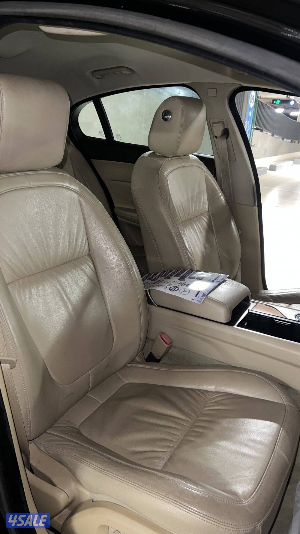 للبيع جاكور XF 2010 نظيفة جدا8