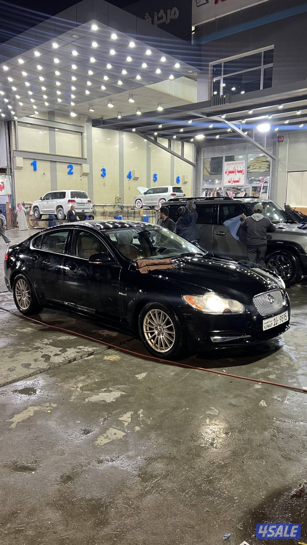 للبيع جاكور XF 2010 نظيفة جدا11