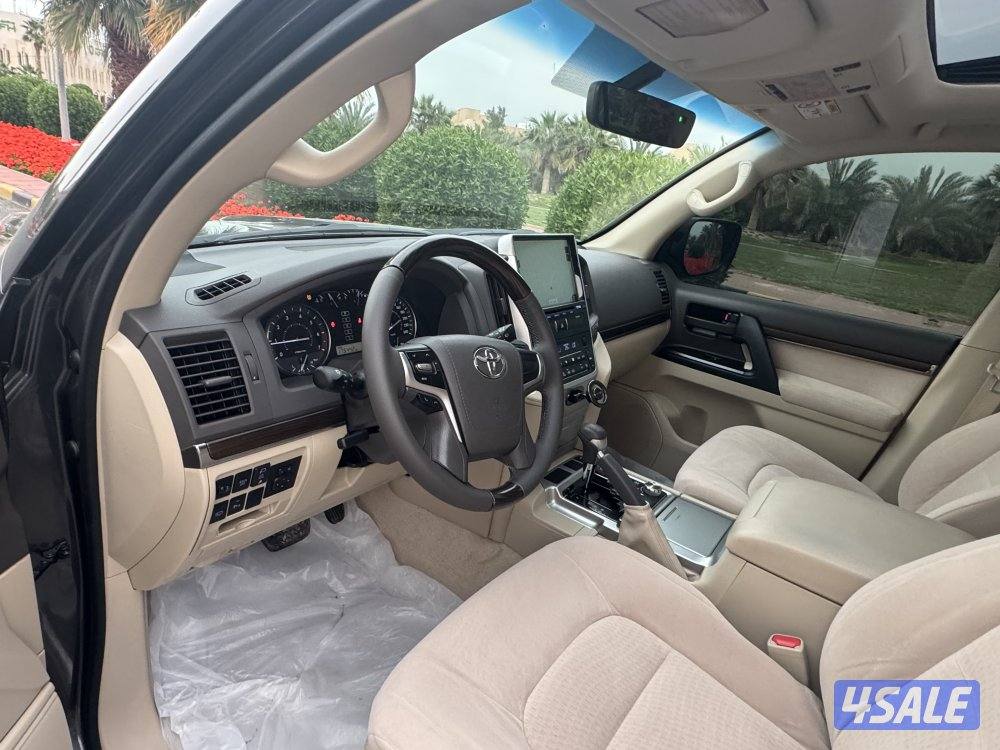 قمه بالنظافه ماشي ١٧٥ الف فقط 6 سلندر3