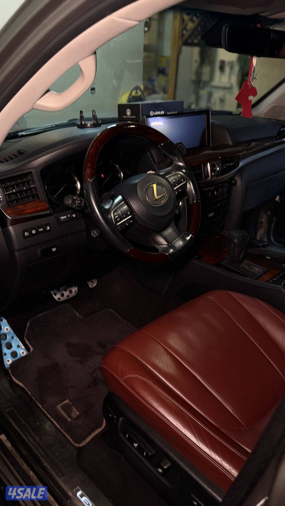 للبيع ليكزس LX570 S ….9