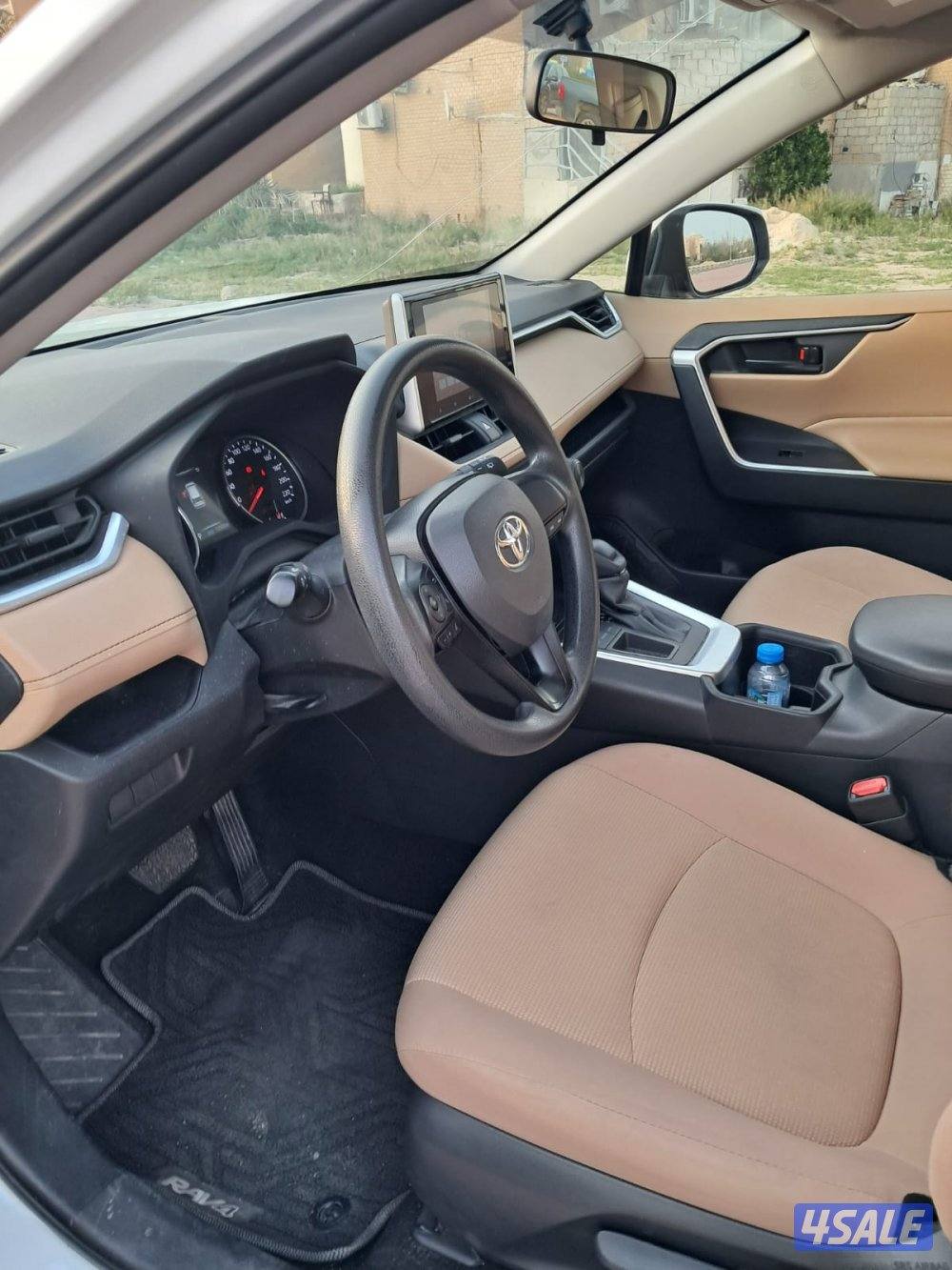 للبيع تويوتا راف 4 موديل 2023 ماشي 72 الف وارد الوكاله صبغ الوكاله6