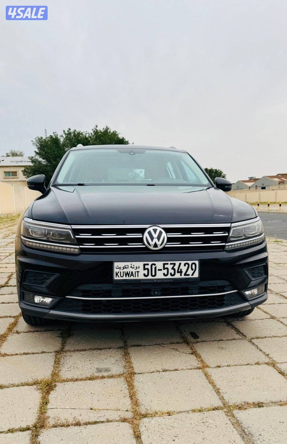 تيجوان 2018 الدرجه الاولى بالمواصفات لون مميز صبغ المصنع بالكامل0