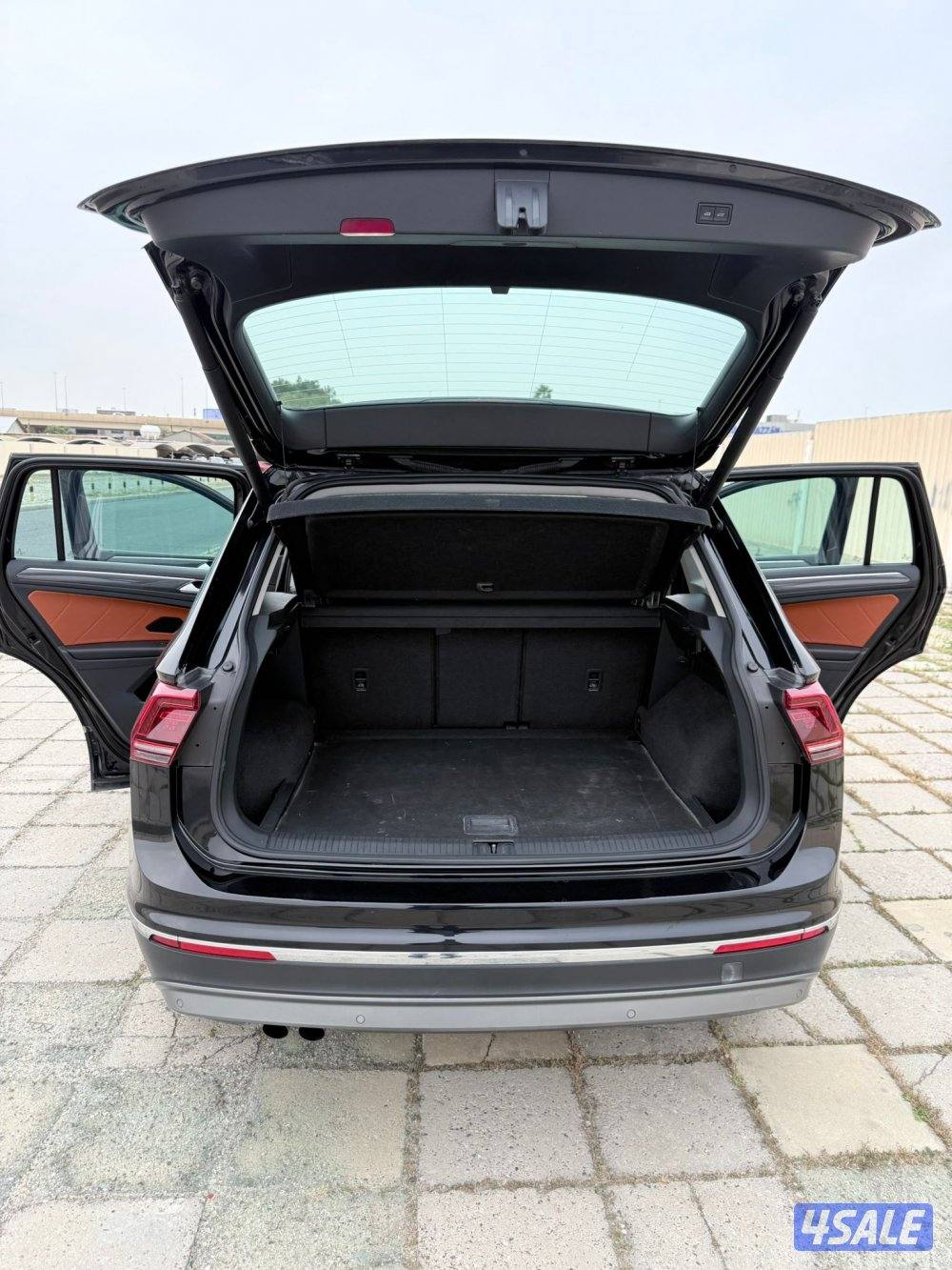 تيجوان 2018 الدرجه الاولى بالمواصفات لون مميز صبغ المصنع بالكامل12