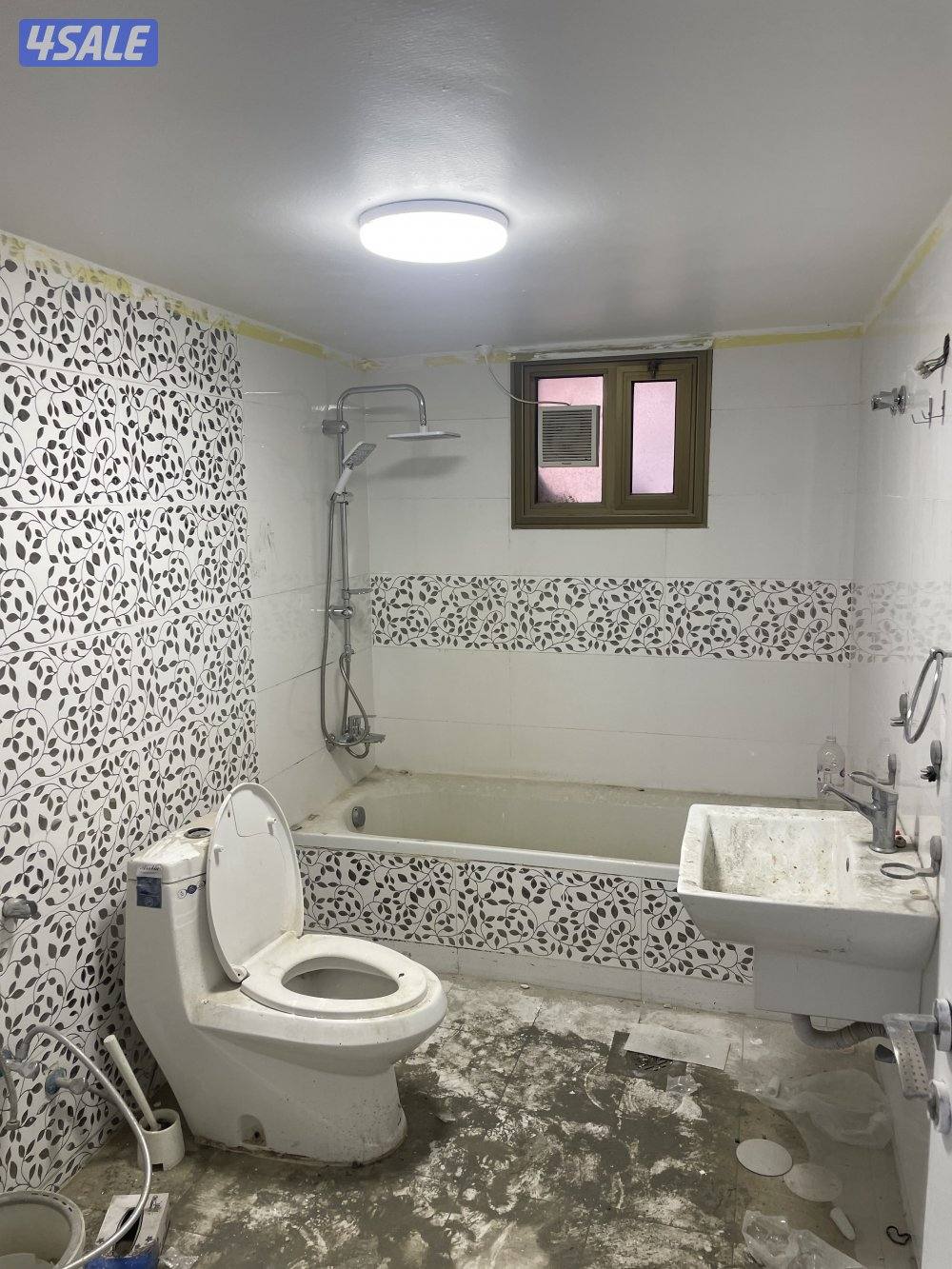 للإيجار بصباح الناصر وإشبيلية دور ارضي مع سرداب دوانيه معزوله 3 مداخل0