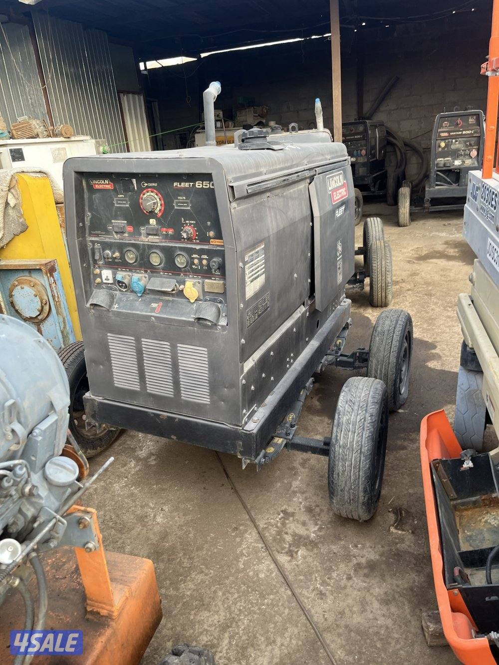 مكائن لحيم ومضخات مياه3