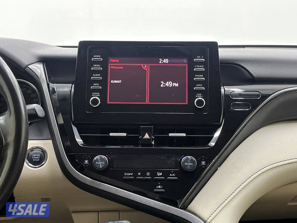 TOYOTA CAMRY GLE 4 CYL MID OPTION13