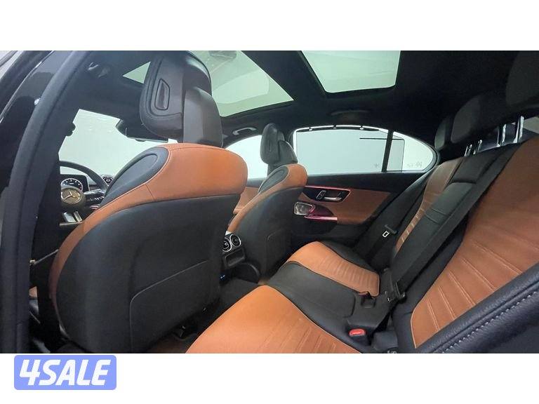 Mercedes-Benz C-Class13