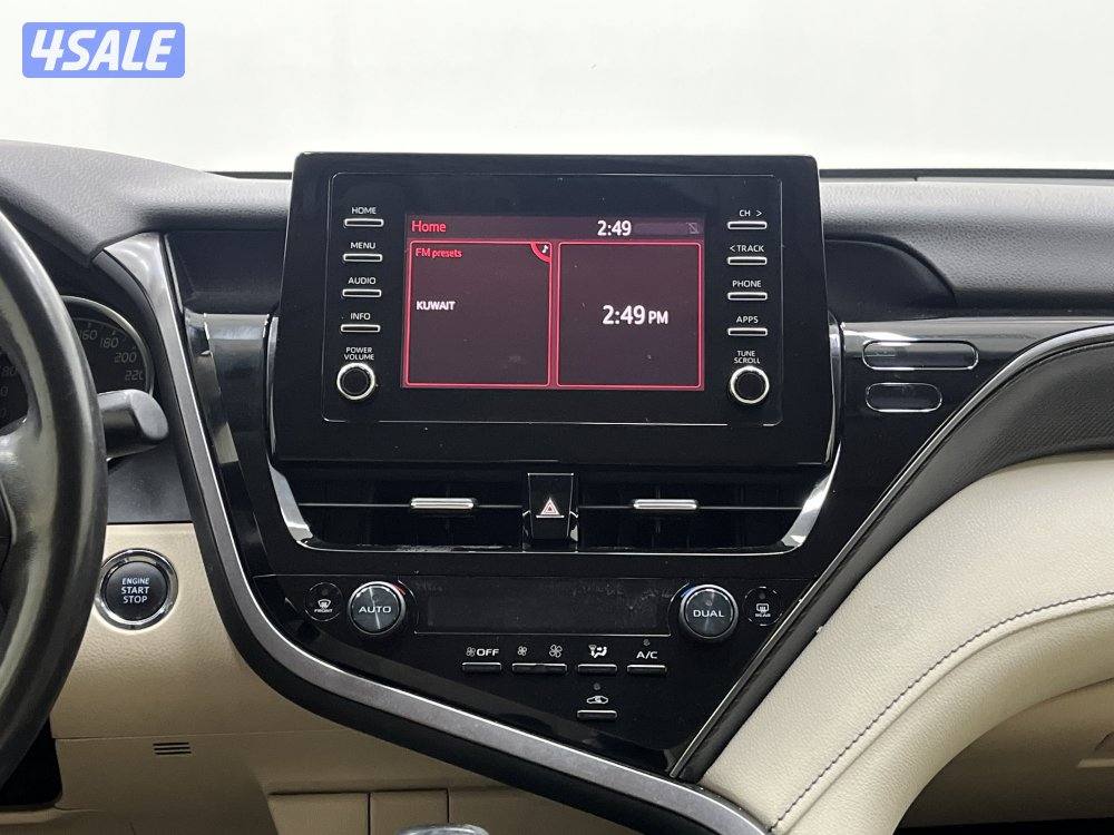 TOYOTA CAMRY GLE 4 CYL MID OPTION13