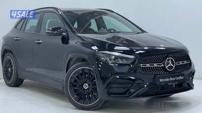 Mercedes-Benz GLA0