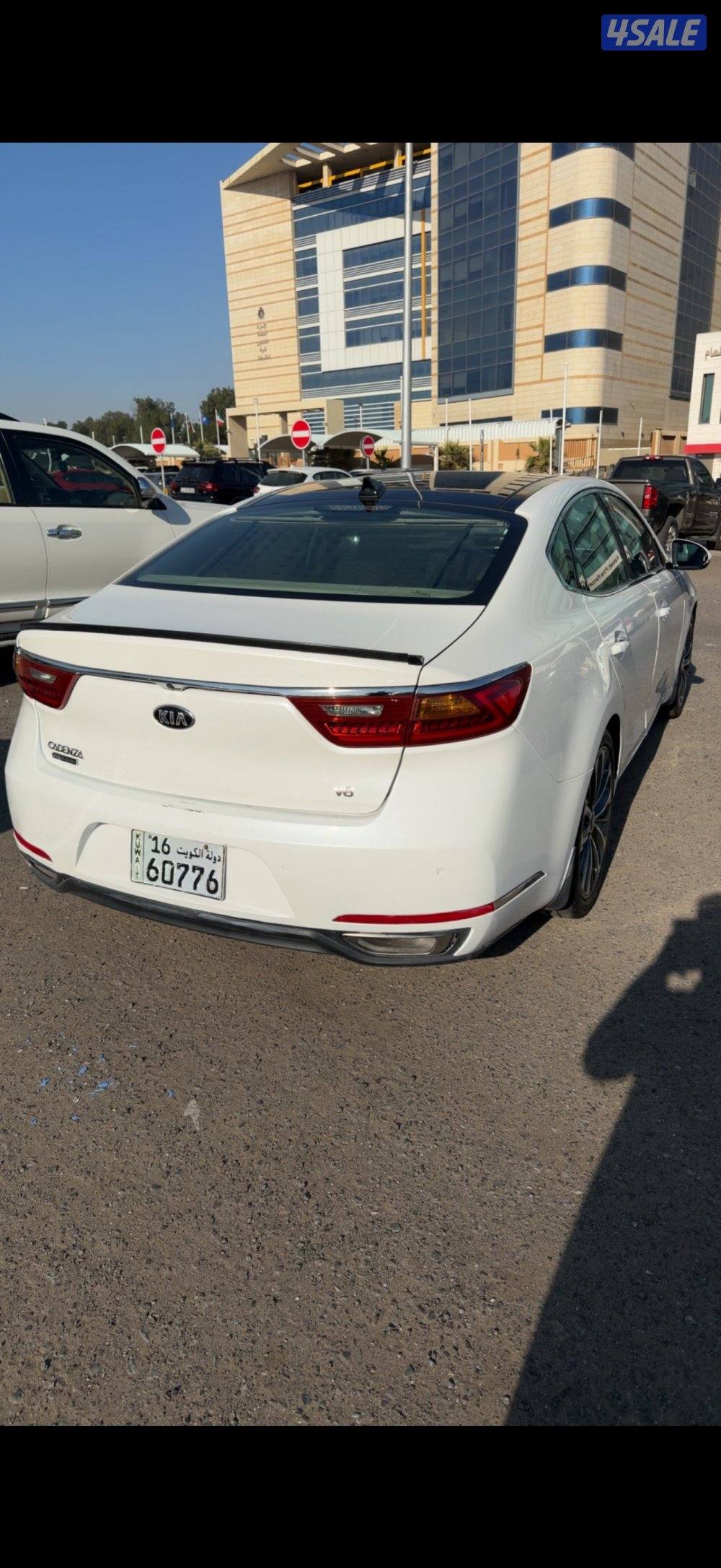 للبيع كيا كادينزا 20191