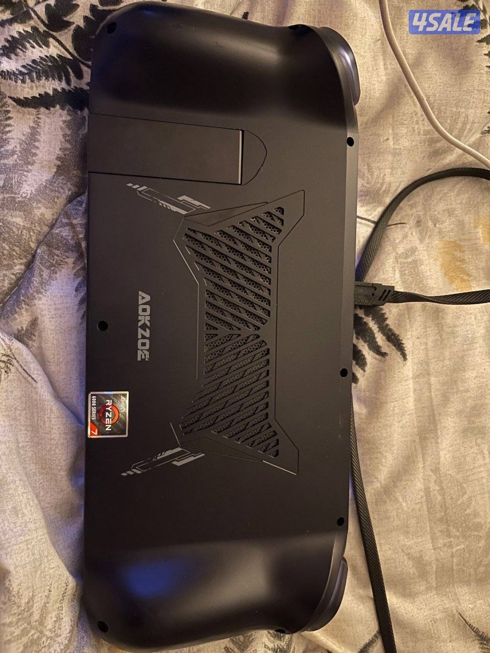 جهاز بي سي محمول اوكزوي Aokzoe a1 16g ram 1T2