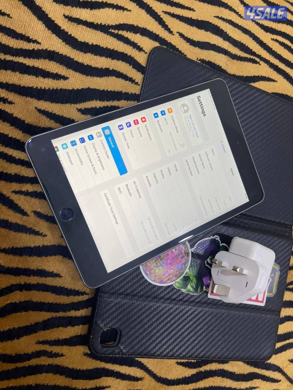 ايباد ميني 4 فور 128 قيقا نظيف0