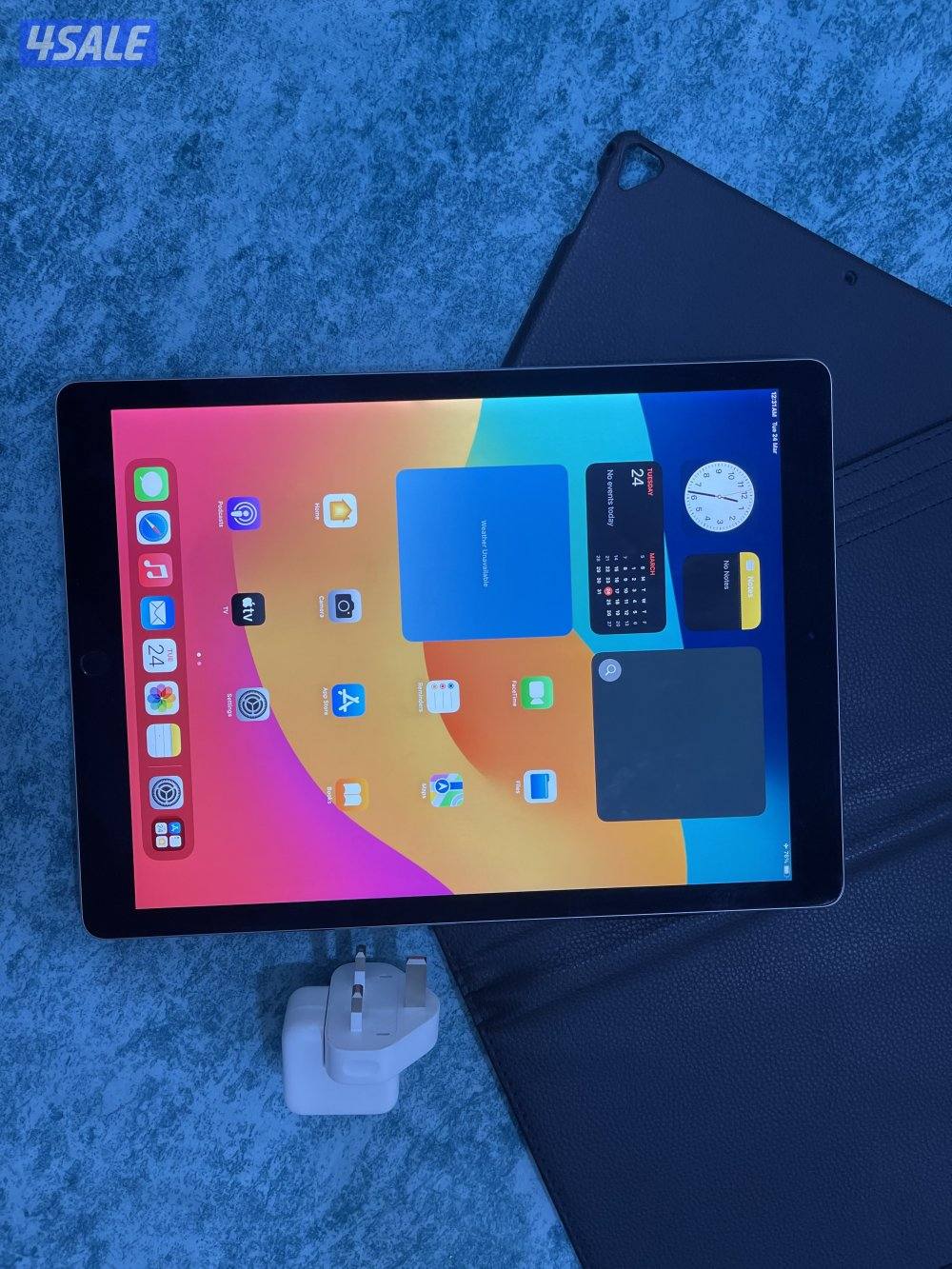 ايباد ابل برو 12.9 بوصة 512  قيقا  نظيف جدا ولا زلغ1