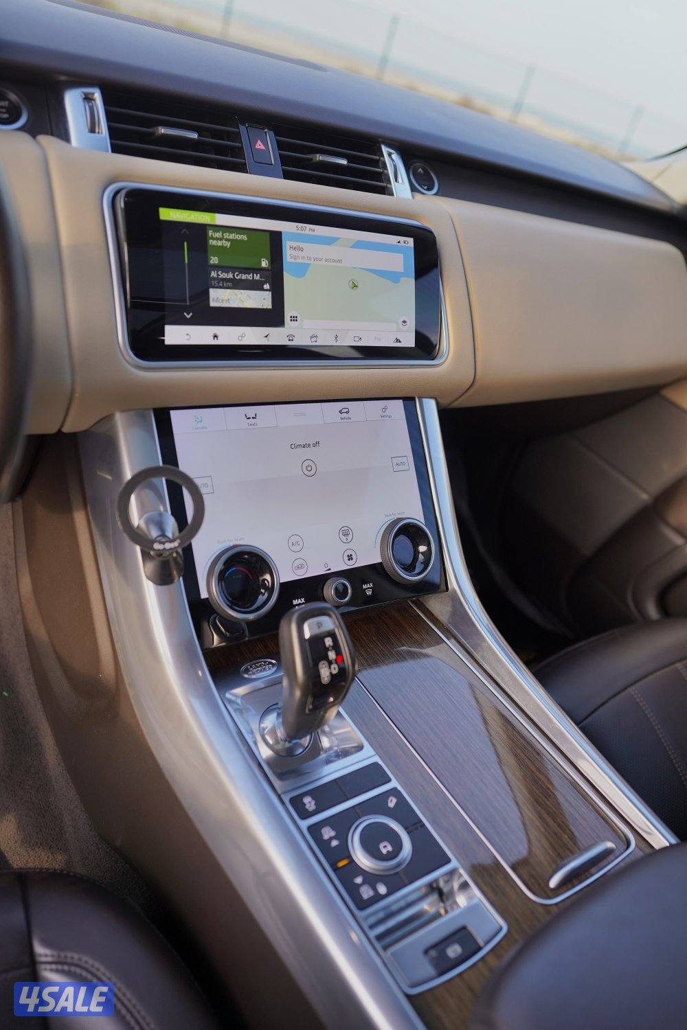 Range Rover sport HSE/2019/سيرفس وكاله11