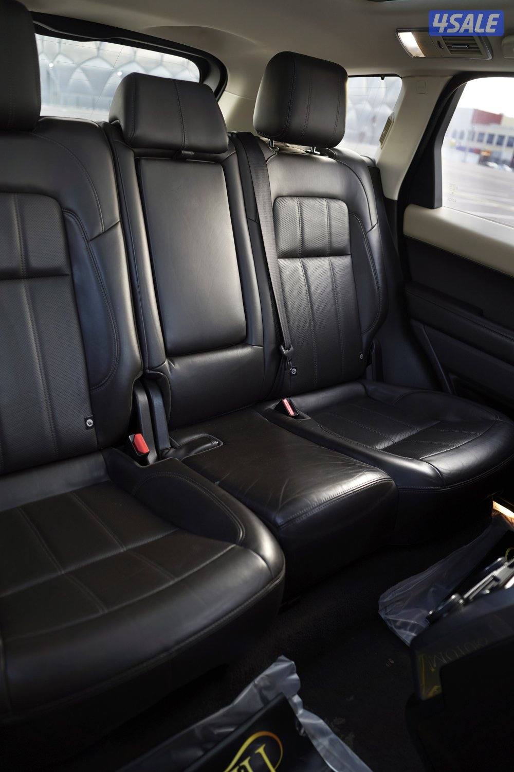 Range Rover sport HSE/2019/سيرفس وكاله14