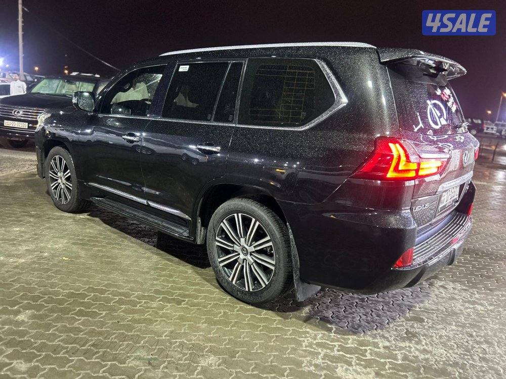 لكزس LX570 درجة اولى موديل 2020 ماشى 222.000 k.m2