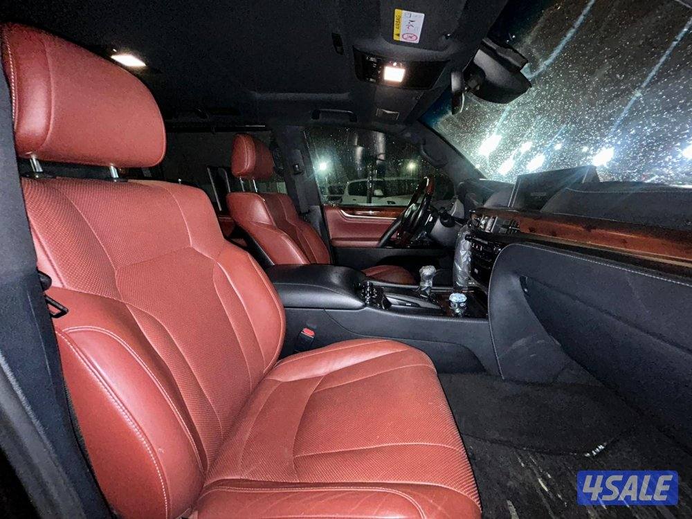 لكزس LX570 درجة اولى موديل 2020 ماشى 222.000 k.m5