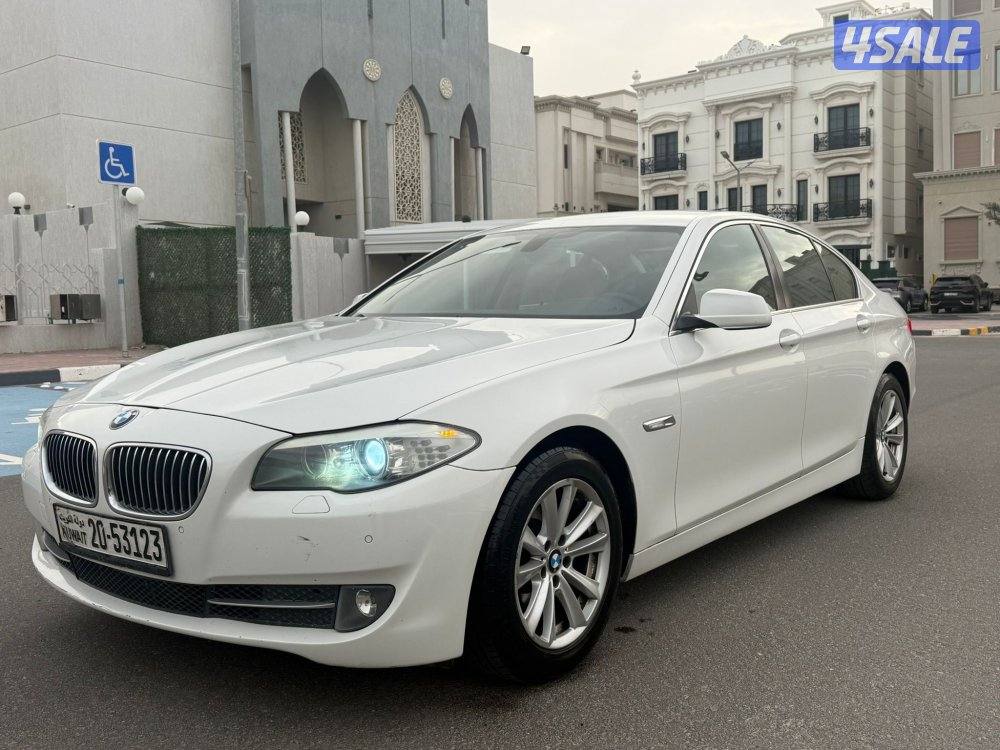 للبيع بي ام دبليو موديل 2013 حجم 520 وارد الوكالة0