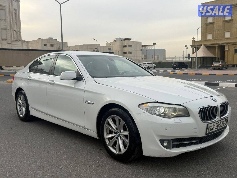 للبيع بي ام دبليو موديل 2013 حجم 520 وارد الوكالة1