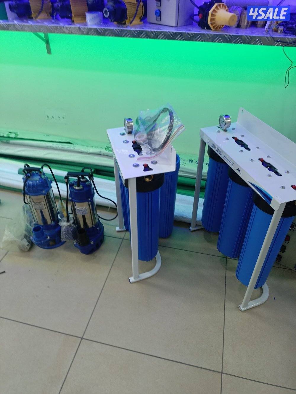 يوجد خزانات مياه وسخانات مركزية2