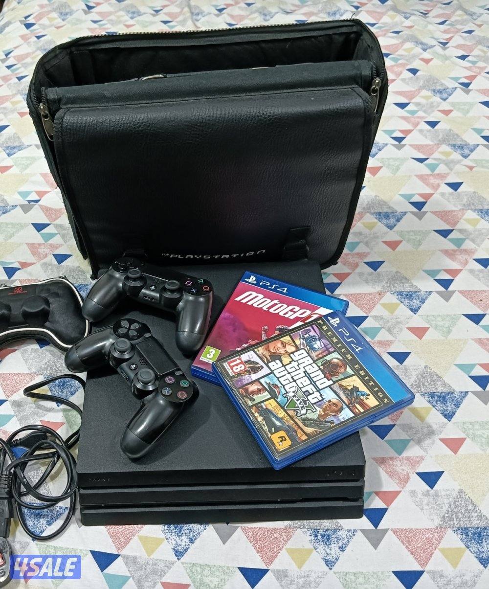 PS4 pro neat and clean condition 8 core2