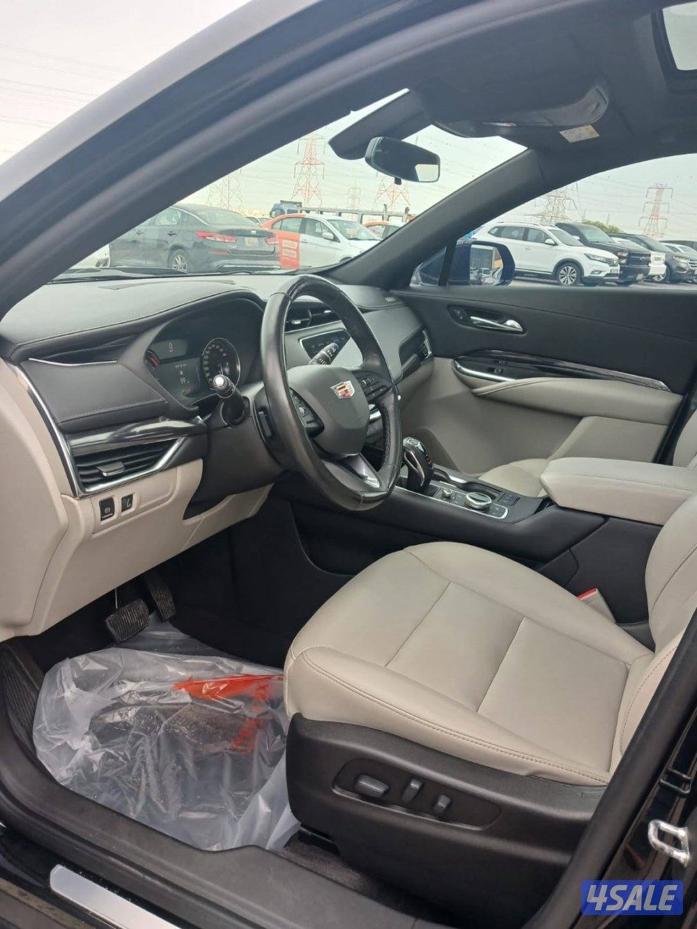 للبيع كاديلاك XT4 موديل ٢٠١٩7